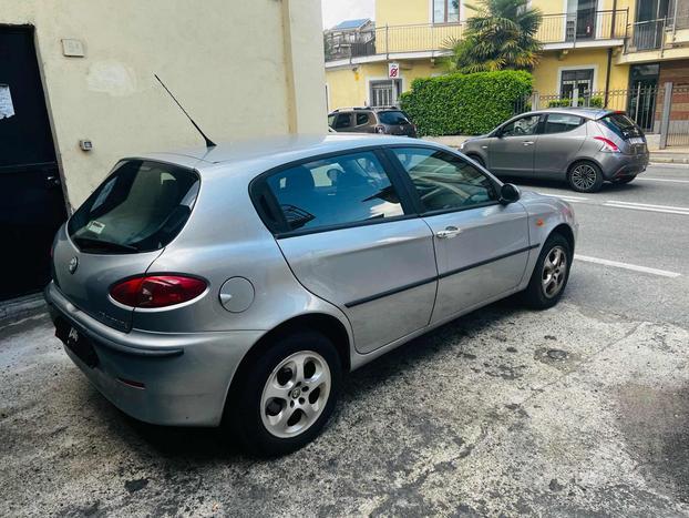 ALFA ROMEO 147 1.6i 16V T.S. (105 CV) cat 5p. Di