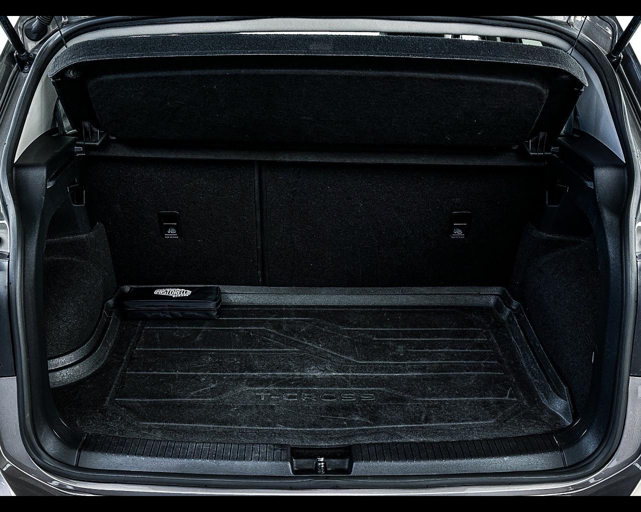 VOLKSWAGEN T-Cross - T-Cross 1.0 TSI 110 CV DSG Advanced