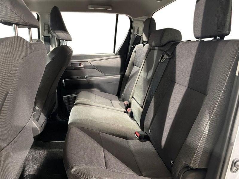 Toyota Hilux 2.8 DIESEL MILD HYBRID 48V 204 CV AUTOMATICO ICON