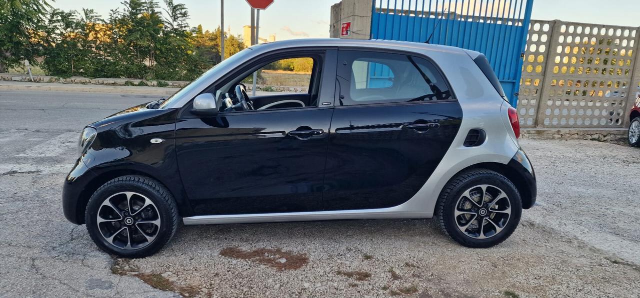 Smart ForFour 70 1.0 Prime 2015