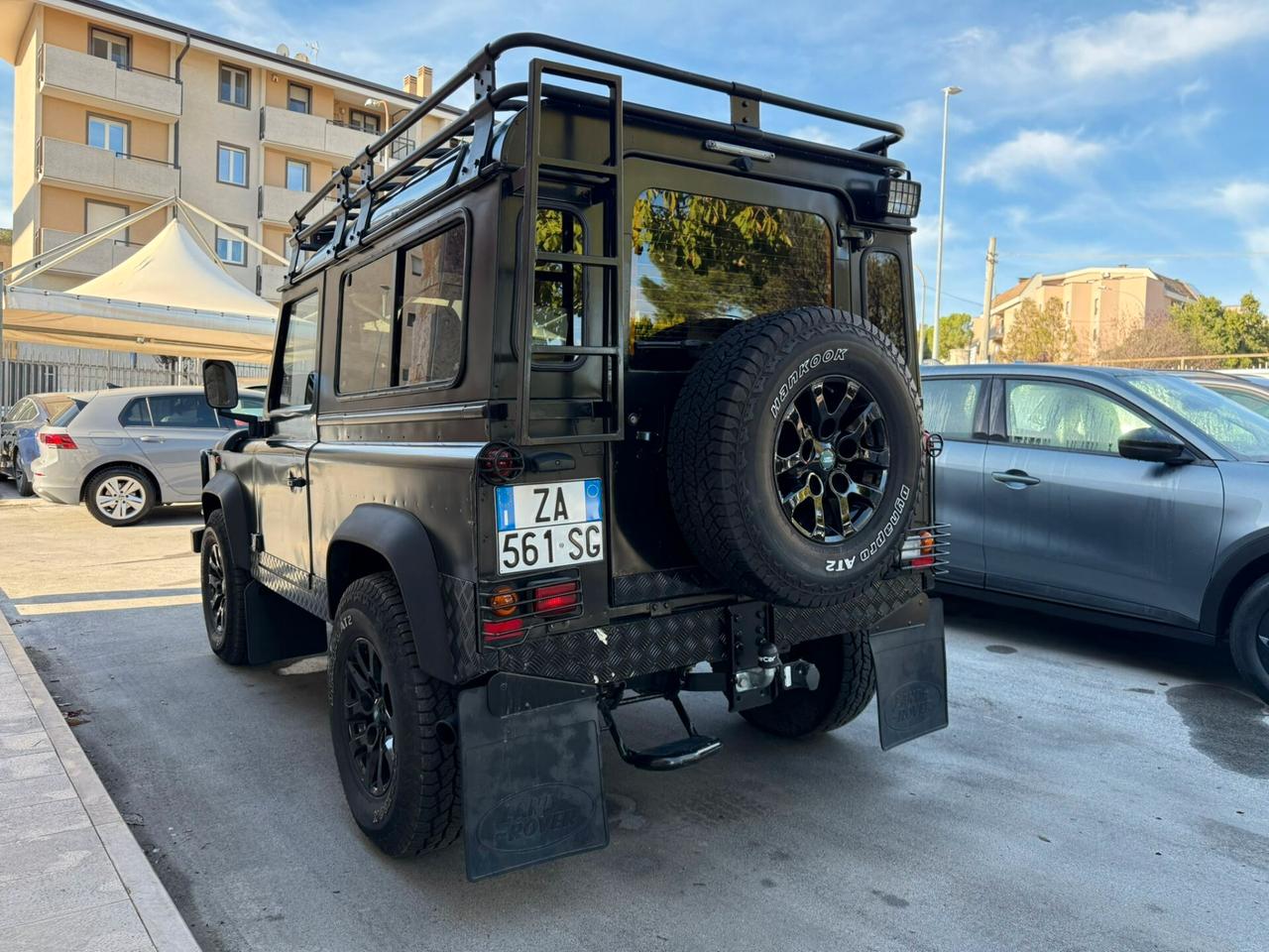 Land Rover Defender 90 serie300