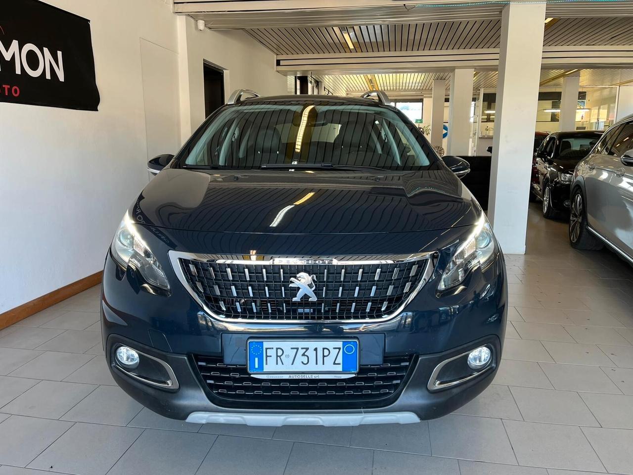 Peugeot 2008 BlueHDi 100 S&S Black Matt