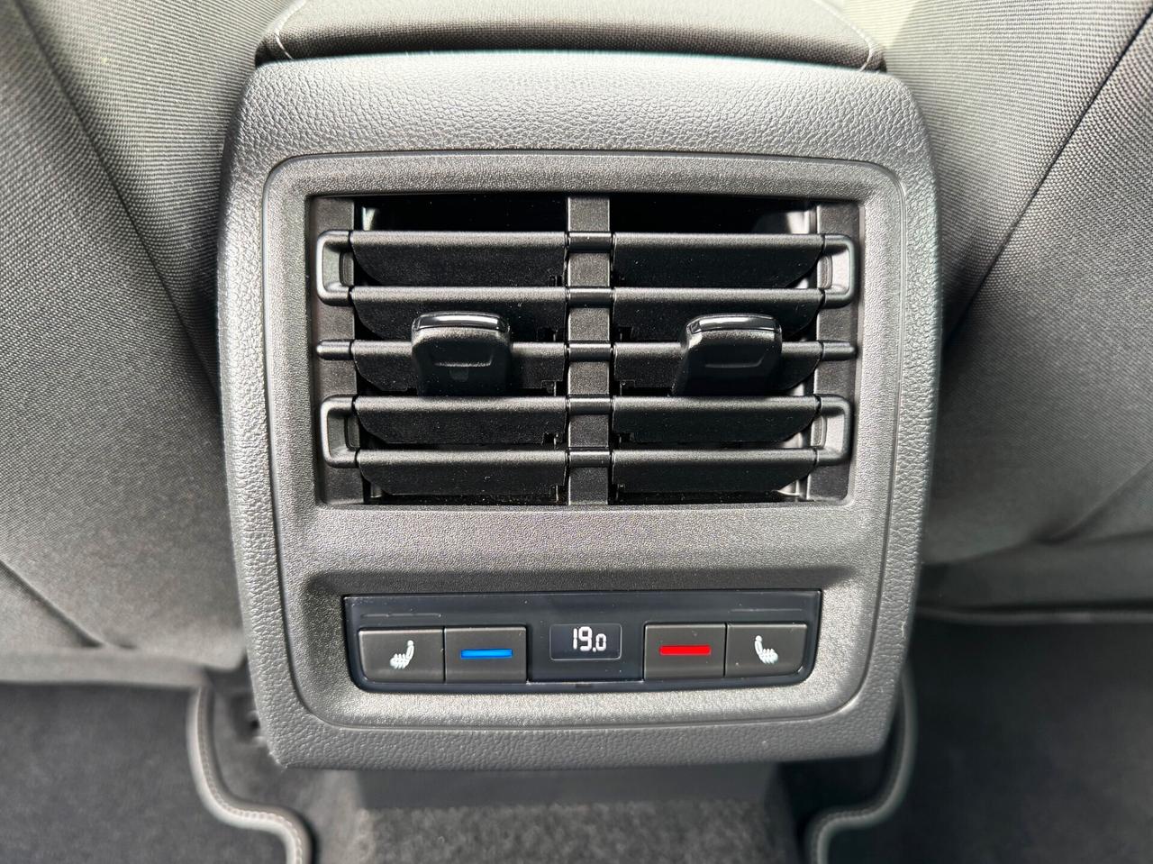 Volkswagen Golf 1.5 eTSI EVO 1st Edition DSG | PREZZO PROMO