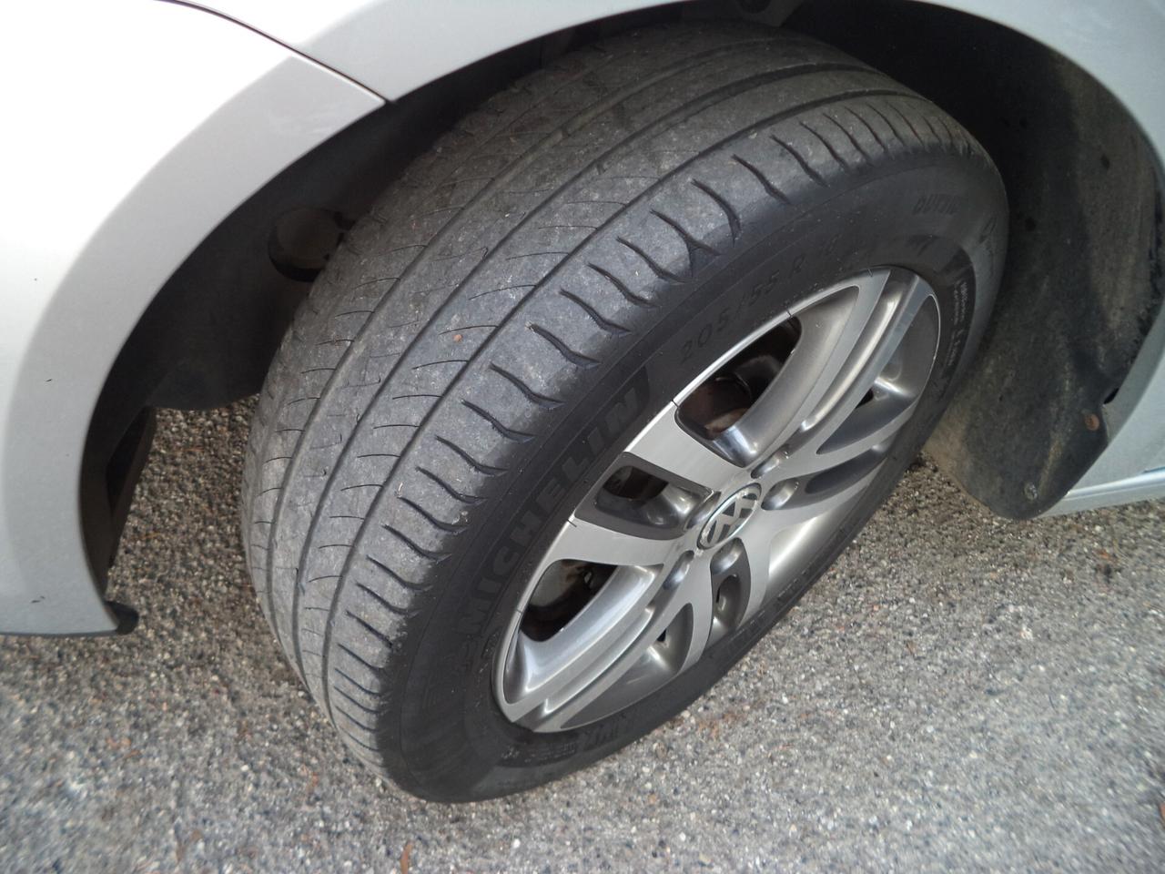 Volkswagen Touran 1.9 TDI 105CV DPF Highline BMT 7 POSTI