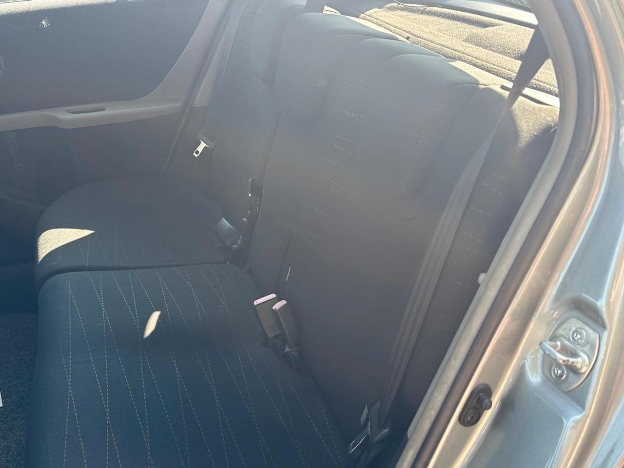 Toyota Yaris 1.0 5 porte - FRIZIONE NUOVA - NEOPATENTATI