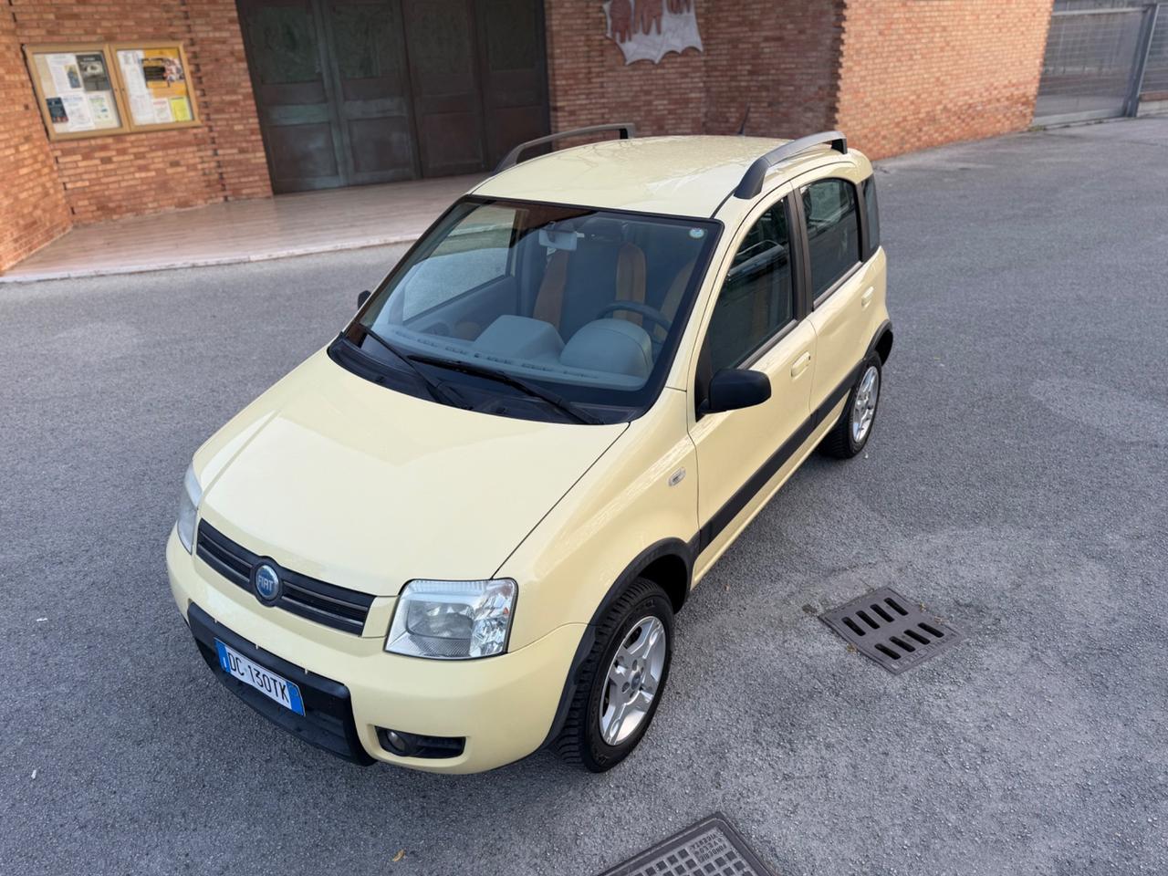 Fiat Panda 1.3 MJT 16V 4x4 Climbing