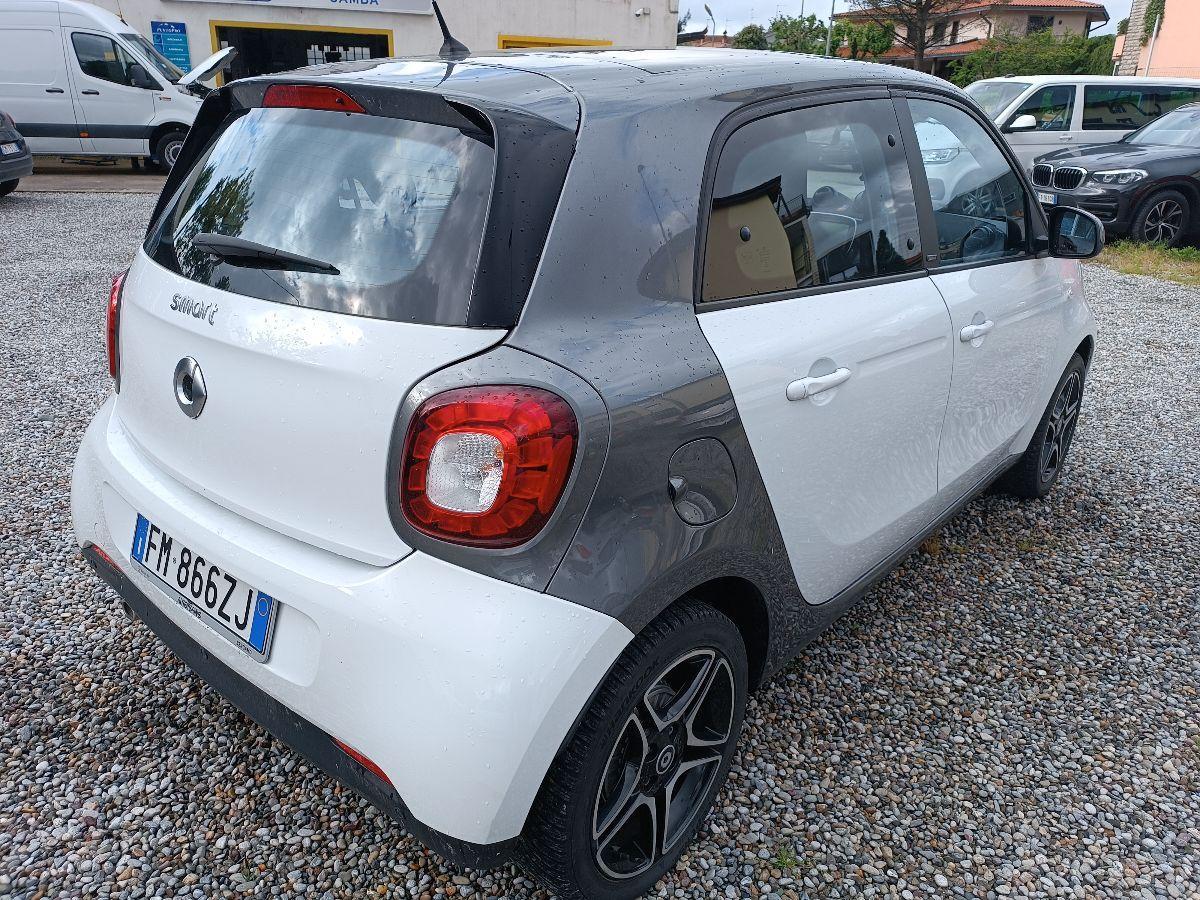 - Forfour - 70 1.0 Passion CAMBIO AUTOM.