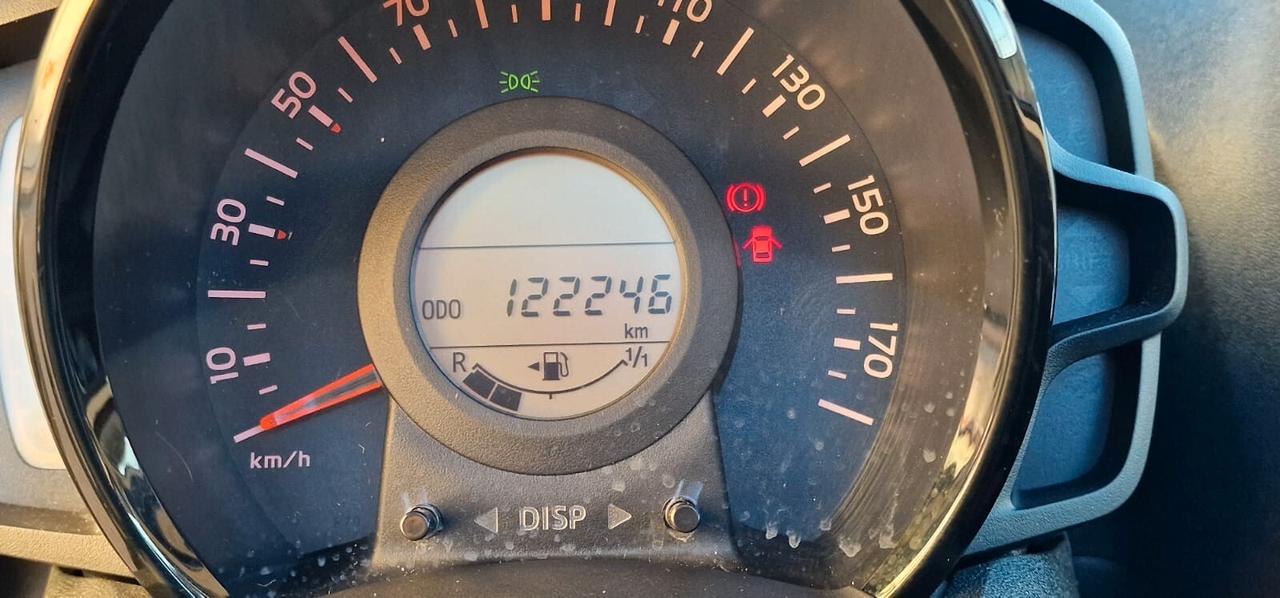 Peugeot 108 VTi 68 5 porte Allure NEOPATENTATI