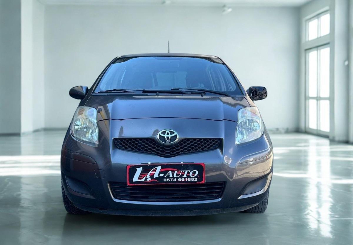TOYOTA - Yaris 1.0 Now 5p my10