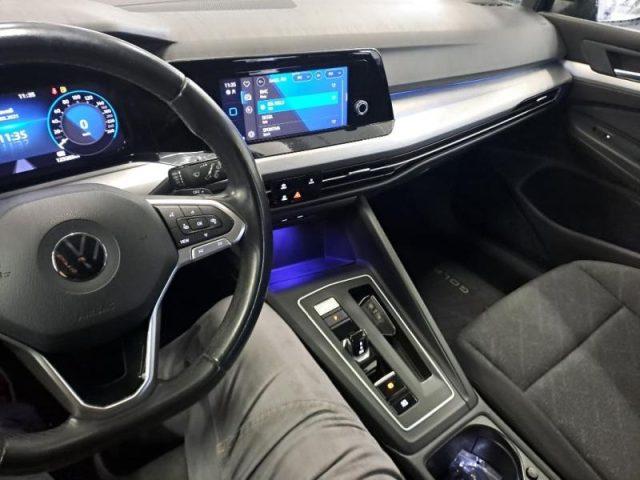 VOLKSWAGEN Golf 1.5 TGI 130cv DSG Life VIRTUAL CARPLAY TRIZONA
