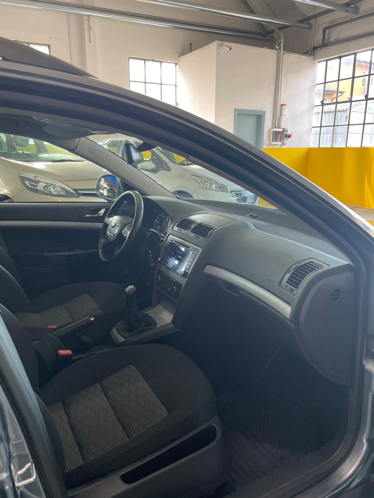Skoda Octavia 1.6 TDI 4x4 Wagon Ambition
