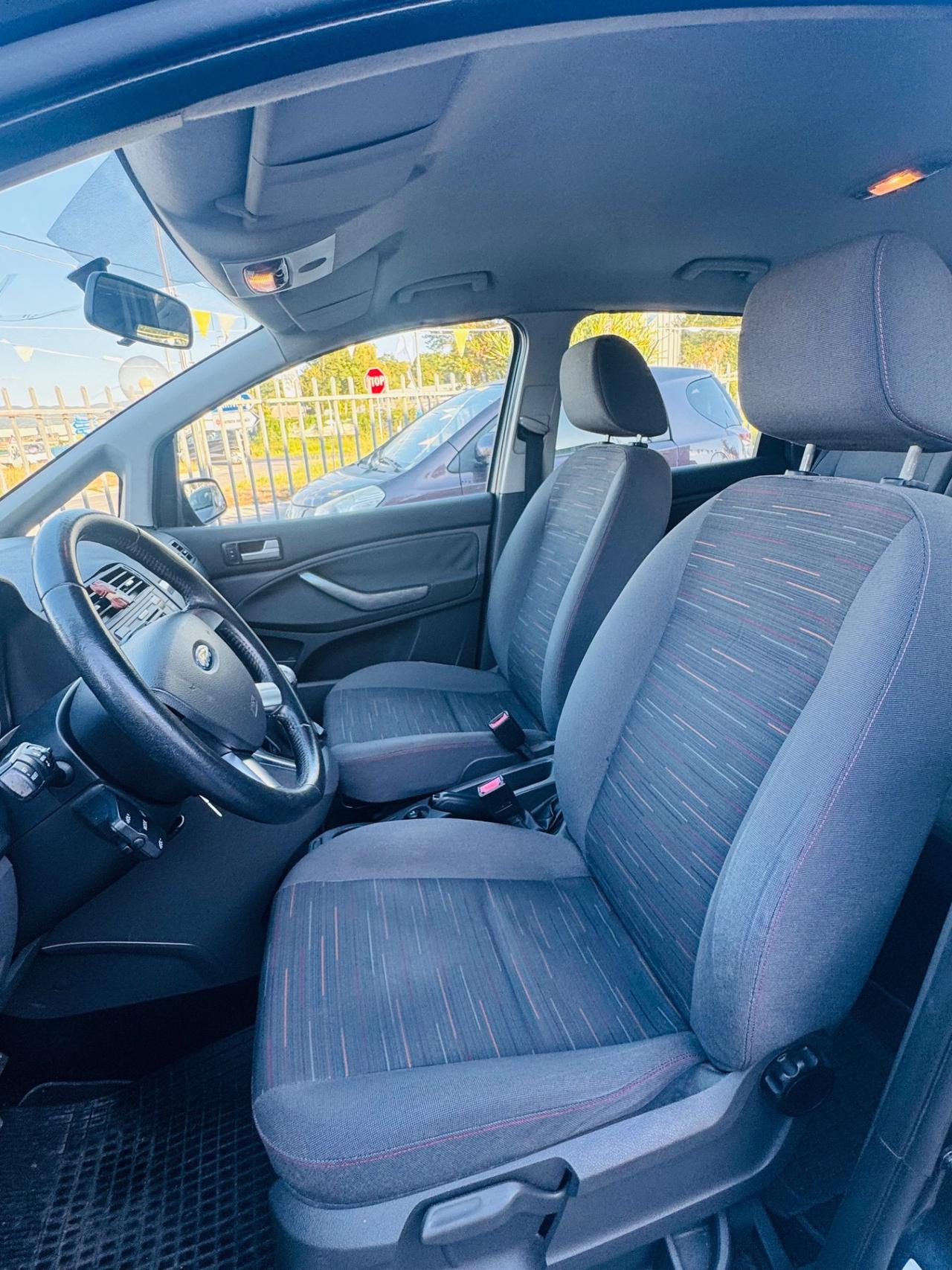 Ford C-Max Focus 1.6 TDCi (90CV) Ghia