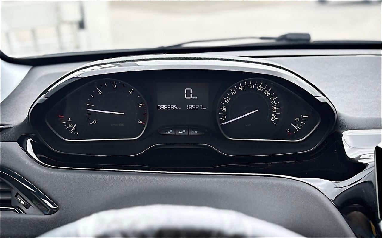 Peugeot 208 1.6 BlueHDi 75 CV Allure 2017