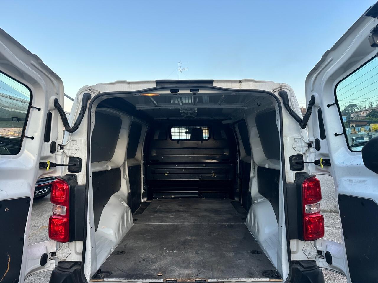 Toyota Proace Proace 2.0D 144CV S&S PL-SL-TN Furgone Long 4p.14q Active