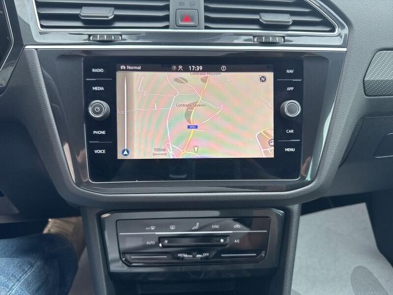 Volkswagen Tiguan 2.0 TDI 150 CV DSG 4MOTION R-Line