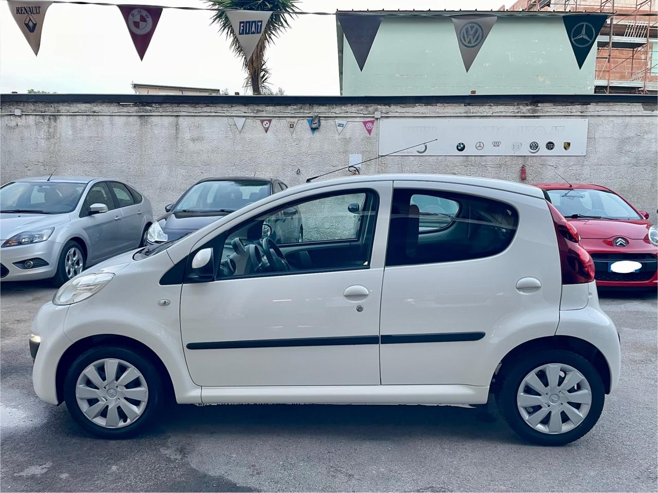 Peugeot 107 1.0 68CV 5p. Superga full optional dal nord Italia