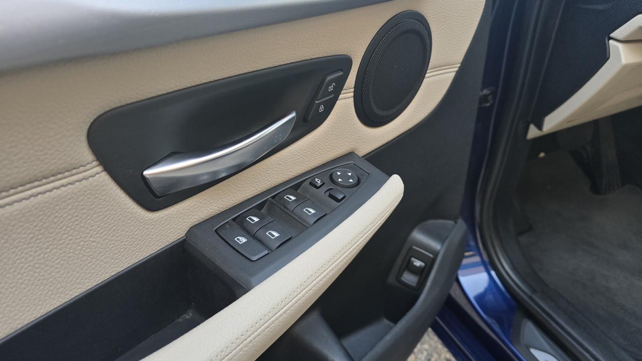 BMW 220D TOURER 2.0 LUXURY X-DRIVE 190CV - FARI FULL LED, PELLE, HEAD UP DISPLAY