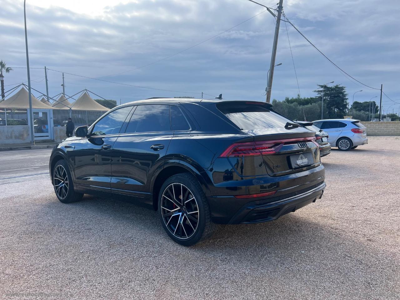 AUDI Q8 50 TDI 286 CV quattro tiptronic Sport S-LINE