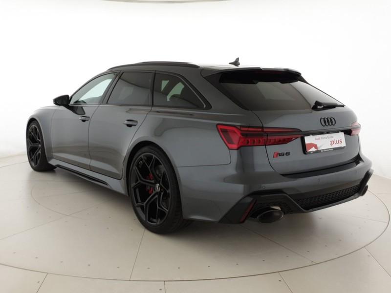 Avant 4.0TFSI 630CV quattro tiiptronic Performance