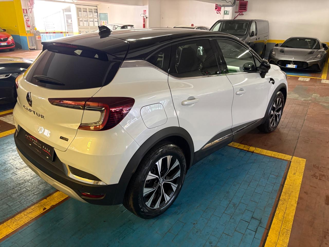 Renault Captur Full Hybrid E-Tech 145 CV Techno