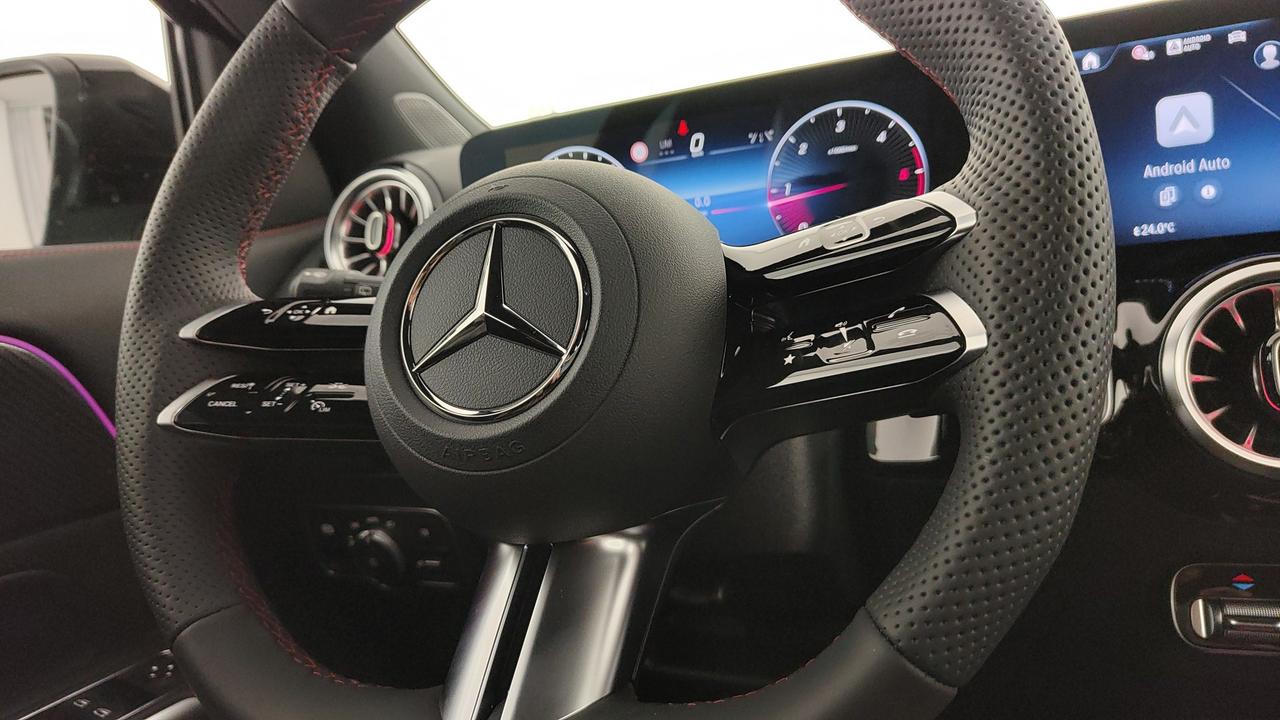 Mercedes-Benz GLA 200 d Automatic 4MATIC