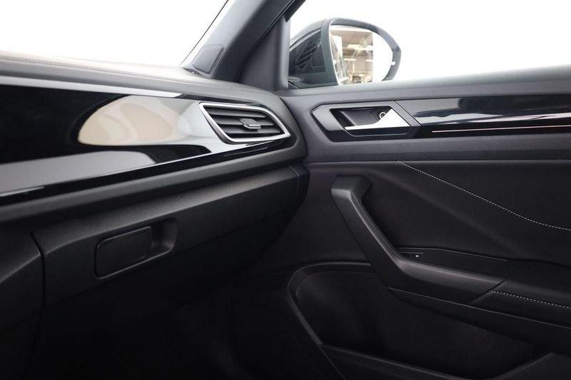 Volkswagen T-Roc 2.0 TDI SCR 150 CV DSG 4MOTION R-Line Led Tetto Camera Navi 19"