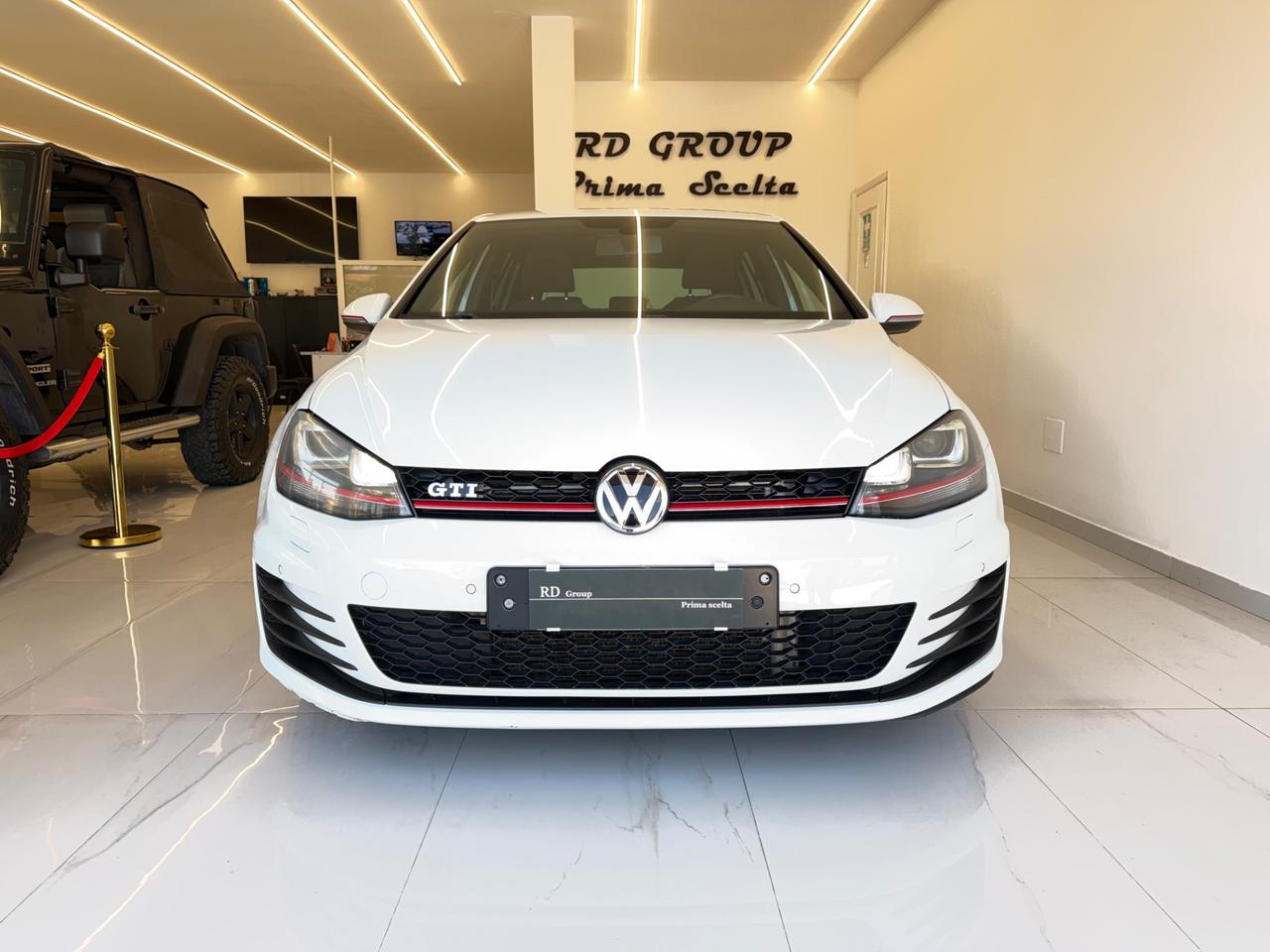 Volkswagen Golf GTI DSG 220CV AUTOMATICA SCARICO SPORTIVO