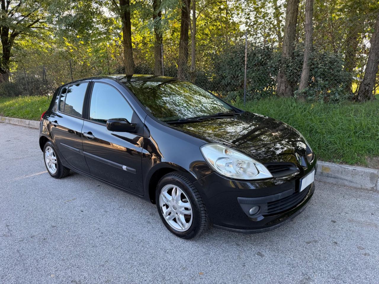 Renault Clio 1.2 16V 5p NEOPATENTATI