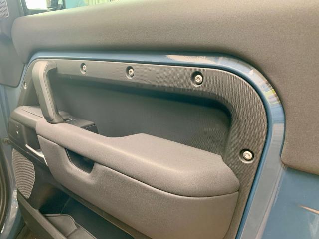 Land Rover Defender Defender 90 3.0d i6 mhev HSE awd 250cv auto