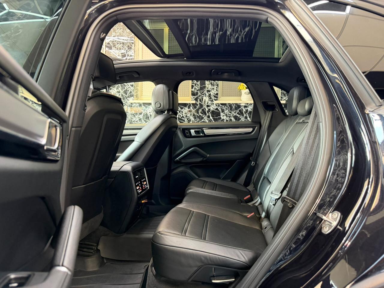 Porsche Cayenne 3.0 V6