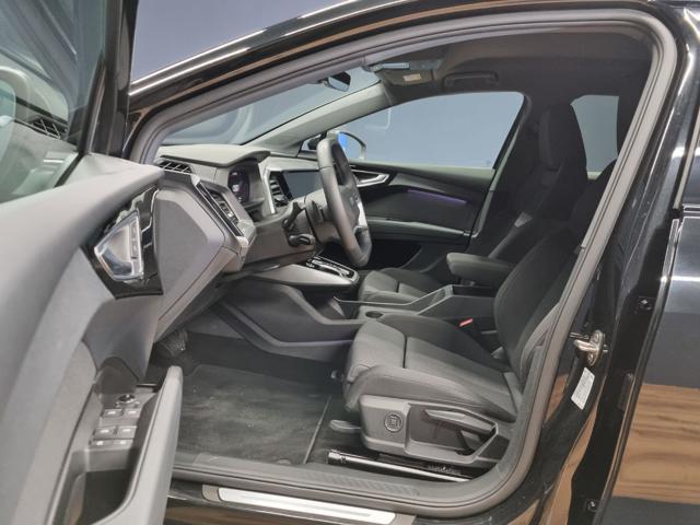 AUDI Q4 e-tron Q4 45 e-tron S Line edition