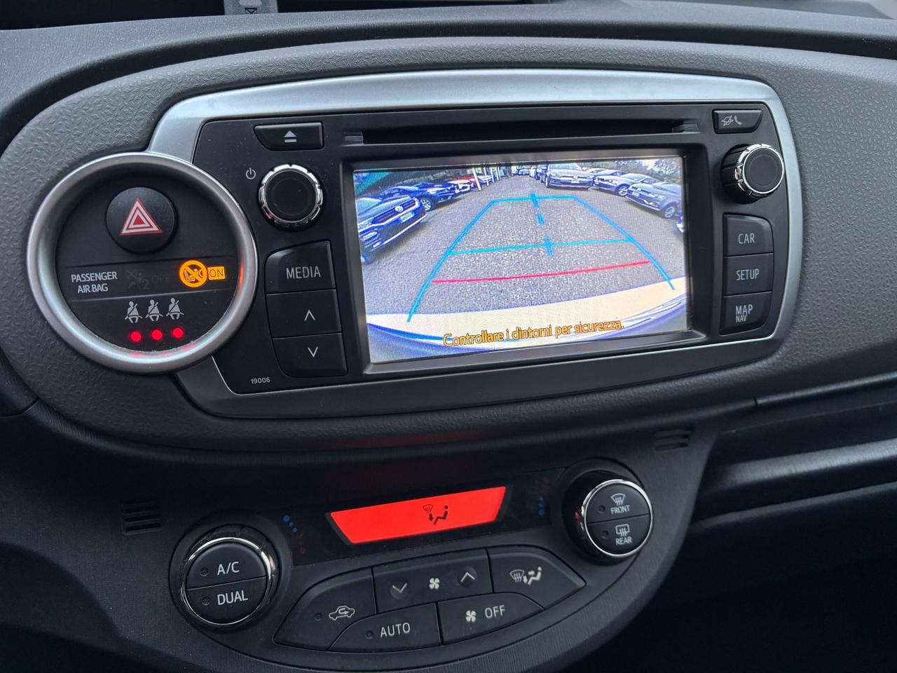 Toyota Yaris 1.0 5 porte Lounge OK NEOPATENTATI