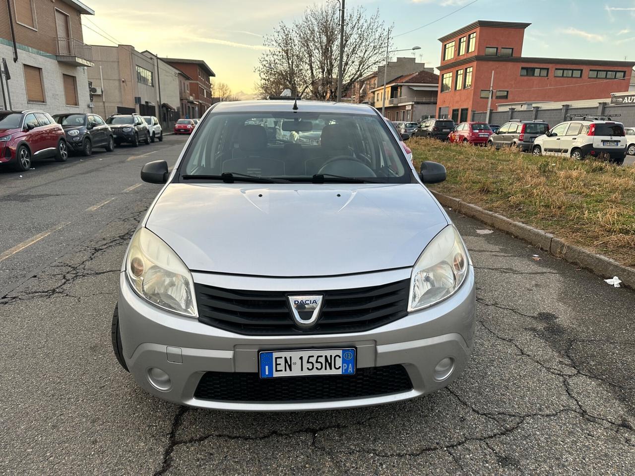 Dacia Sandero 1.2 16V GPL 75CV