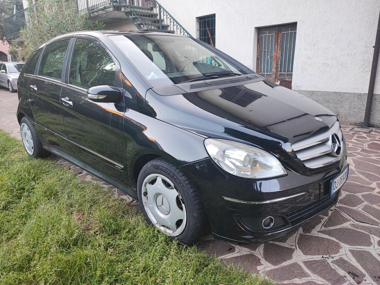 Mercedes-benz B 200 CDI Sport neopatentati premium