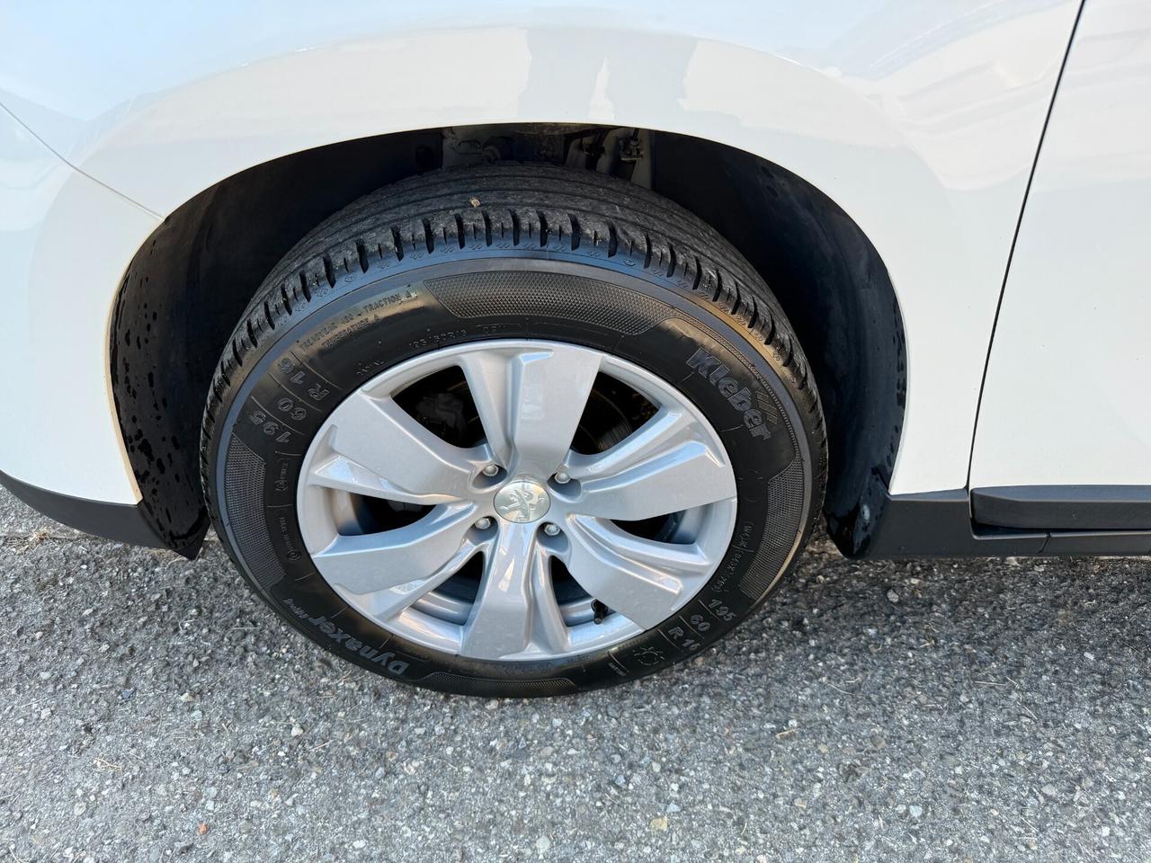 Peugeot 2008 PureTech 82 S&S Active