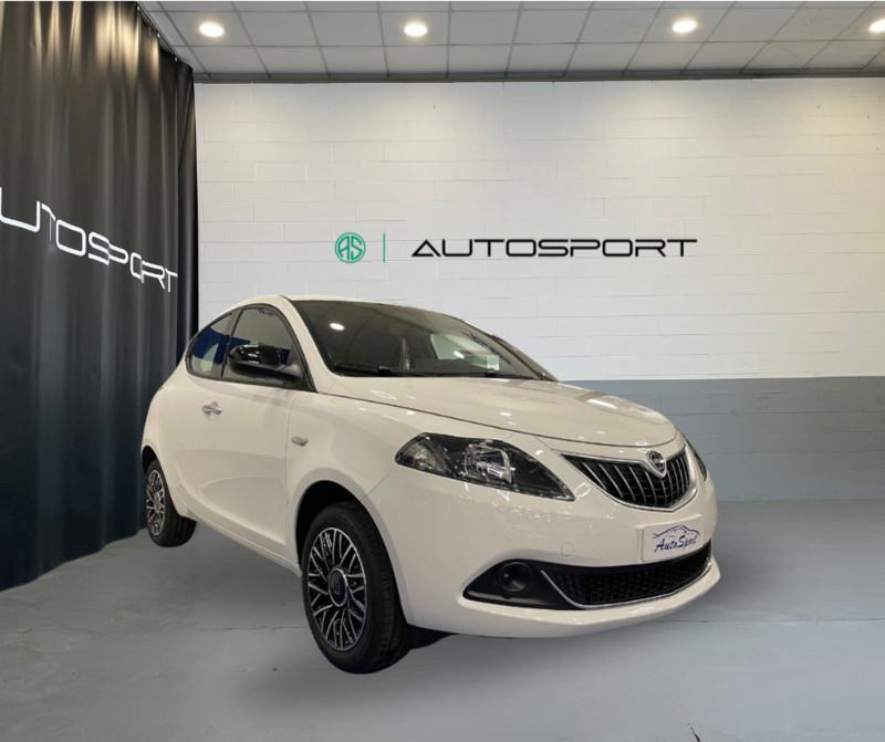 Lancia Ypsilon 1.0 FireFly 5 porte S&S Hybrid Platino