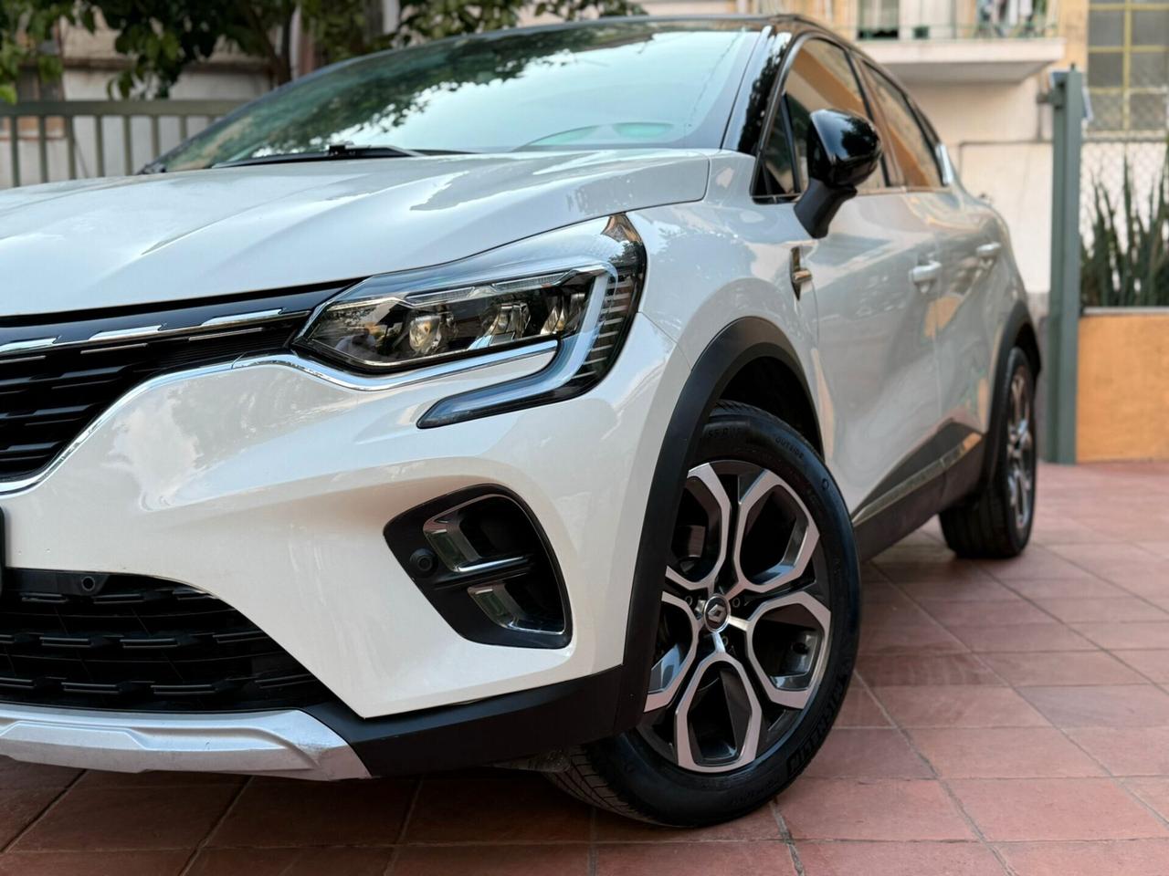 Renault Captur Blue dCi 115 CV EDC Intens