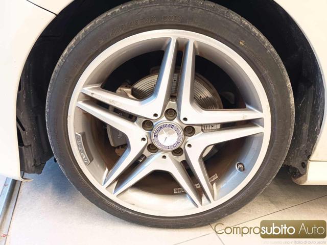 MERCEDES-BENZ B 180 d Premium