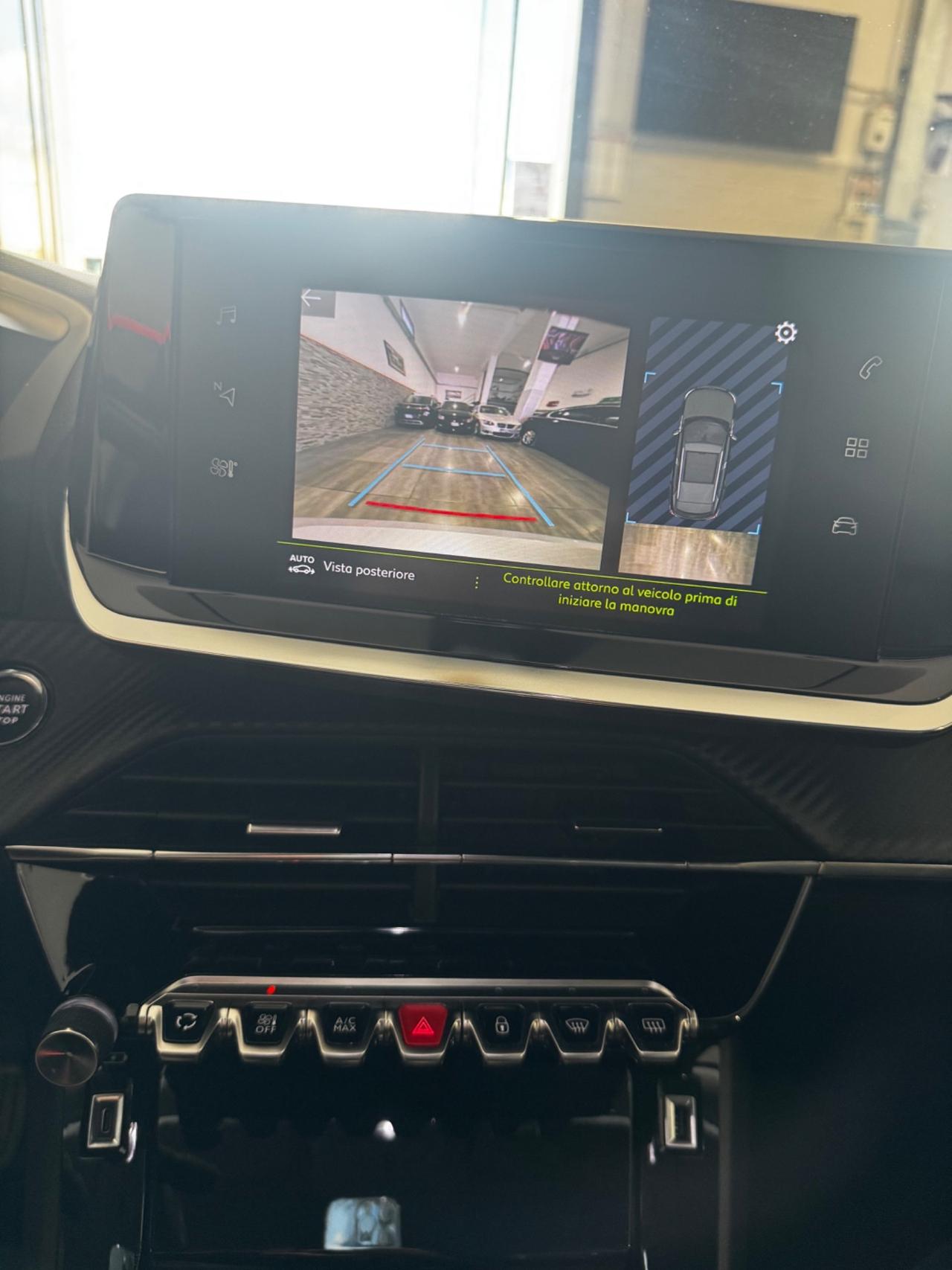 Peugeot 2008 PureTech 100 S&S Allure Navi Pack