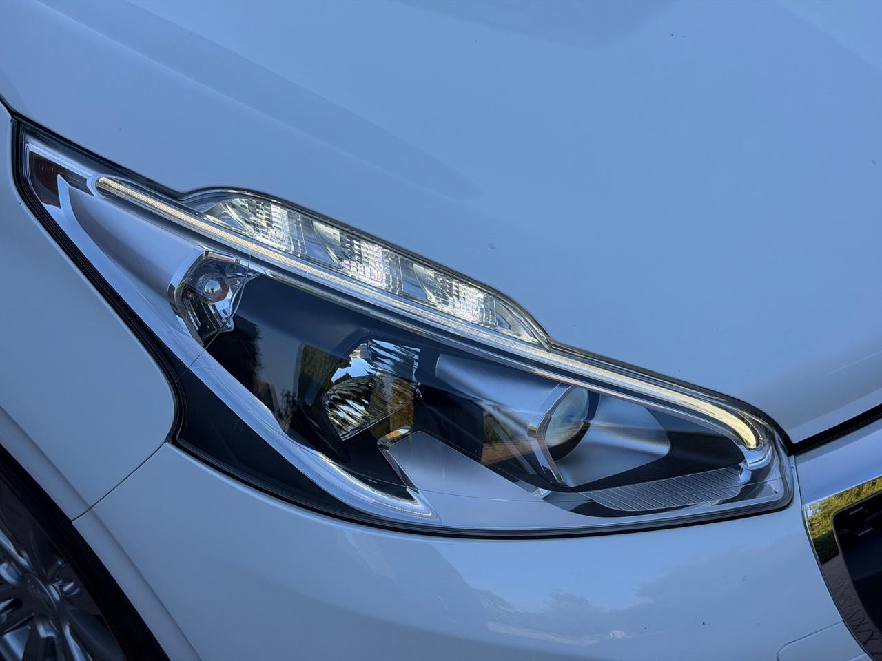 Peugeot 208 Stop&Start 5 porte Allure