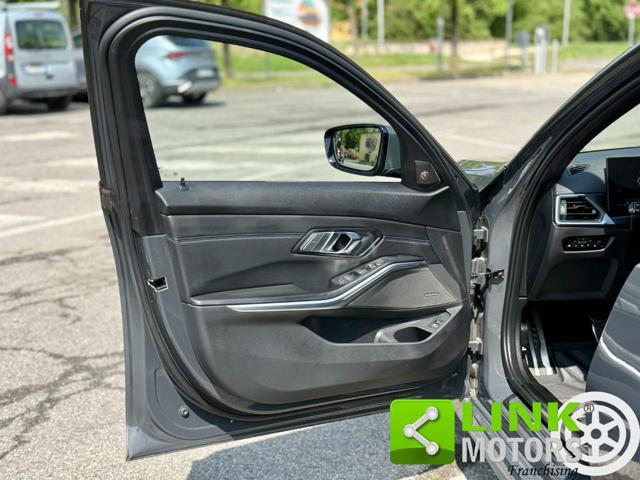 BMW 320 M-SPORT SHADOW EDITION