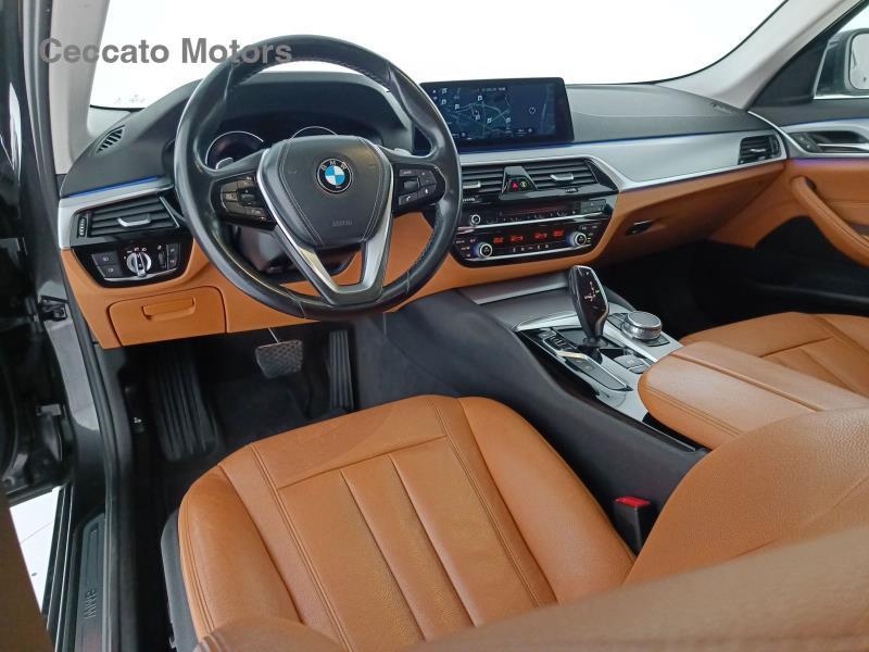 BMW Serie 5 Touring 520 d Business Steptronic