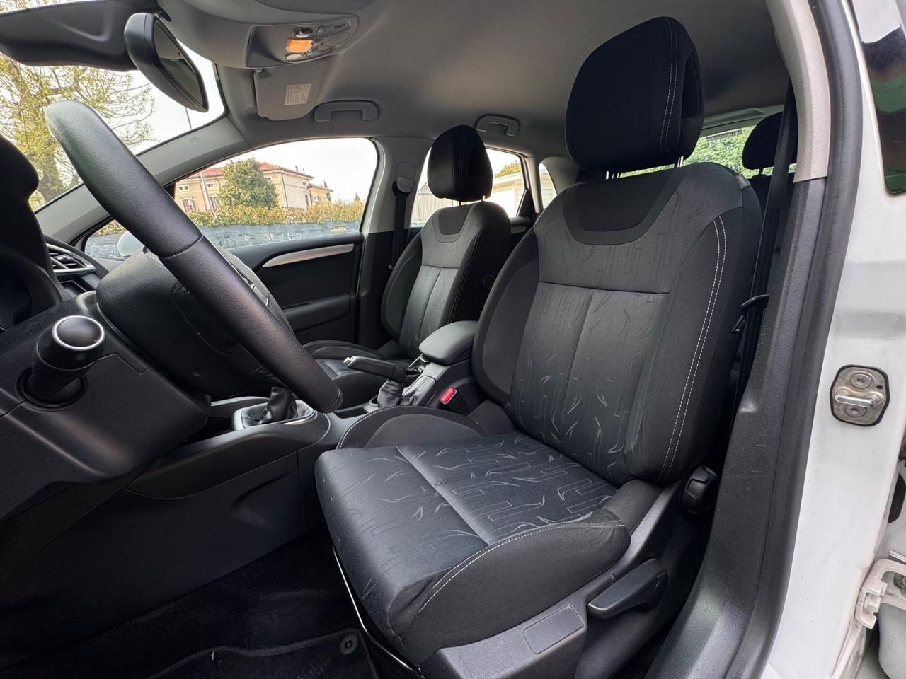 Citroen C4 1.4 VTi 95 Seduction Neopatentati