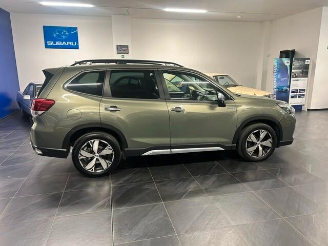 Subaru Forester 2.0 e-Boxer MHEV CVT Lineartronic Premium