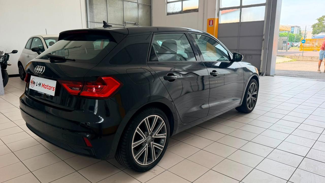 Audi A1 SPB 30 TFSI Identity Black