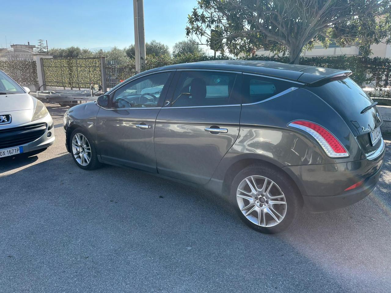 Lancia Delta 1.6 MJT DPF Oro