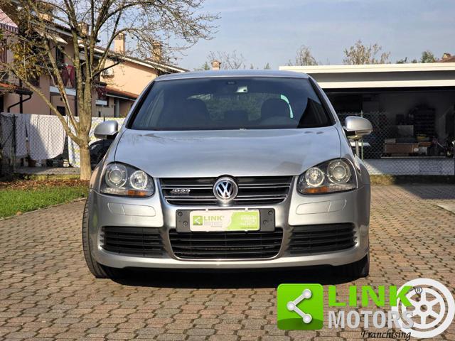 VOLKSWAGEN Golf 3.2 VR6 4mot. 3p. DSG R32