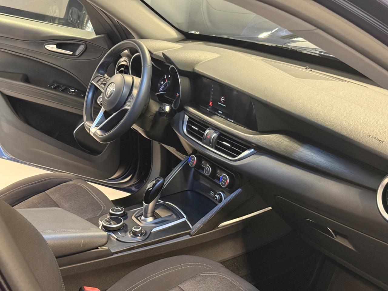 Alfa Romeo Stelvio 2.2 Turbodiesel 180 CV AT8 Q4 Executive