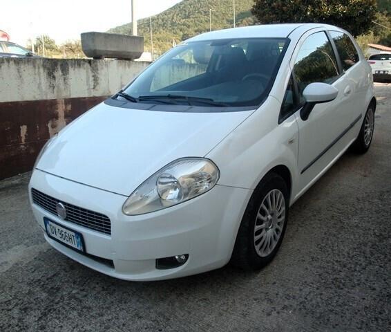 Fiat Grande Punto 1.3MJT 90 5p.Van Dynam. 4pt