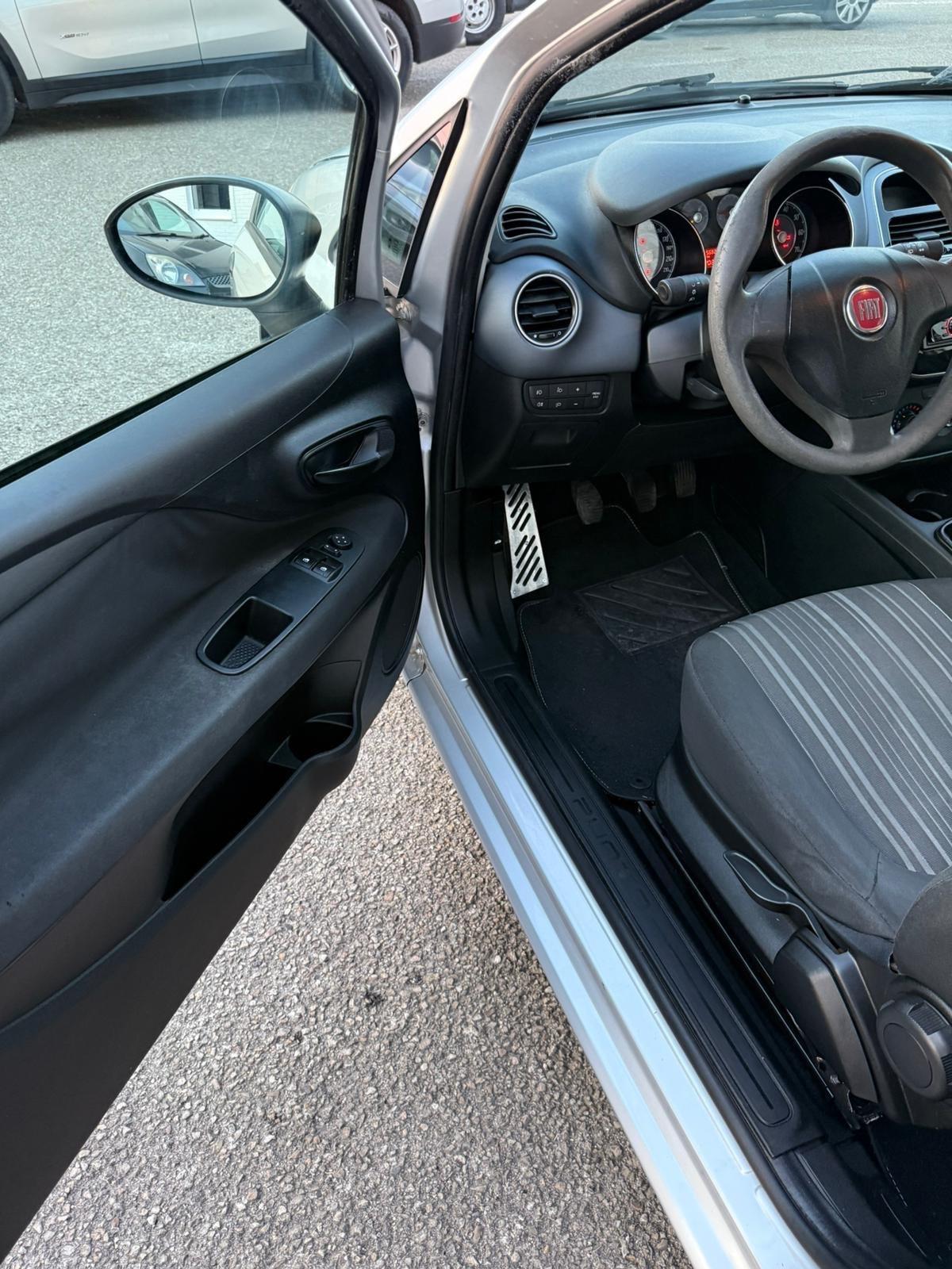Fiat Punto Evo - NEOPATENTATI